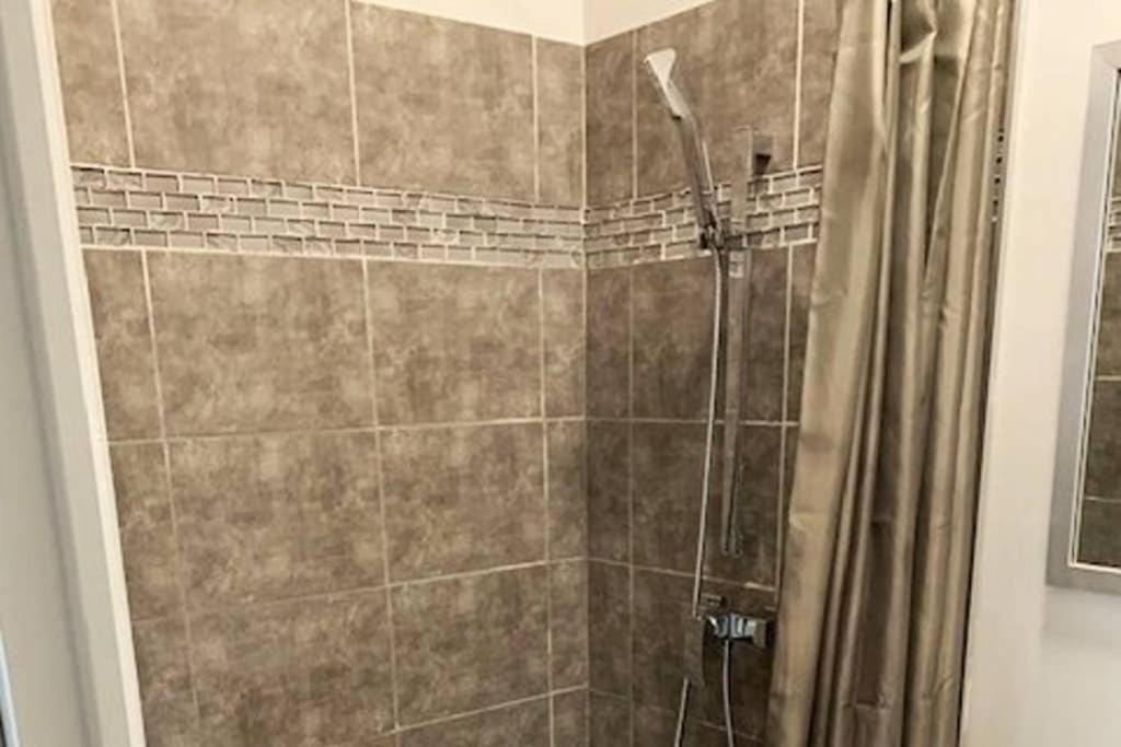 Caudry : Bel Appartement Plein Centre المظهر الخارجي الصورة